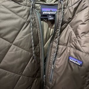 Patagonia Men’s Quilted Hooded Puffer Jacket - Olive Green
